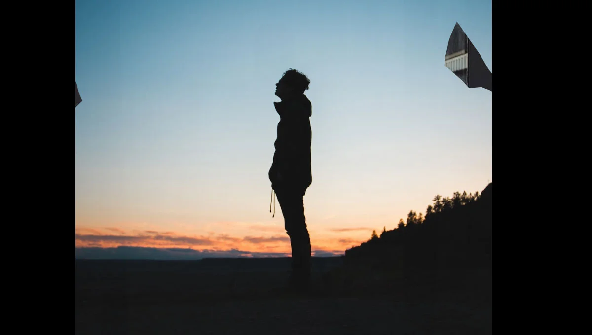 Silhouette Zoom Slideshow