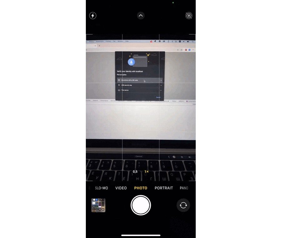 Simple Hook for react, serverless use of webAuthn